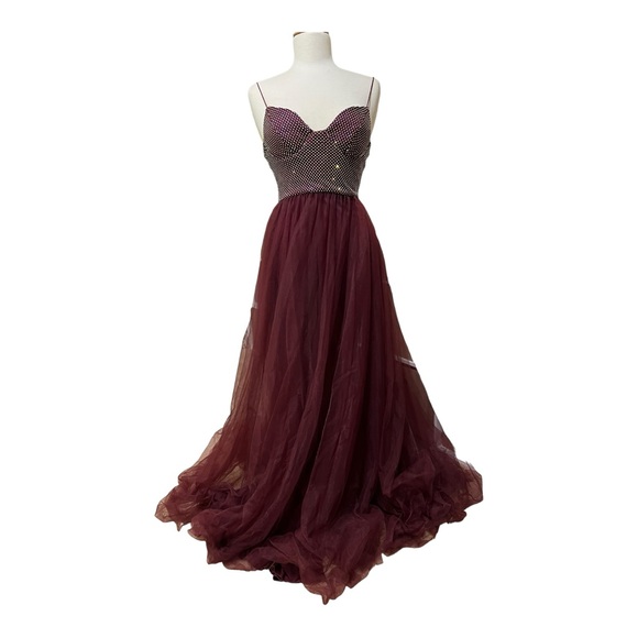 B. Darlin
Sleeveless Mini Dot Printed Bra Bodice Full Tulle Skirt Ball Gown 3/4 - Picture 11 of 13